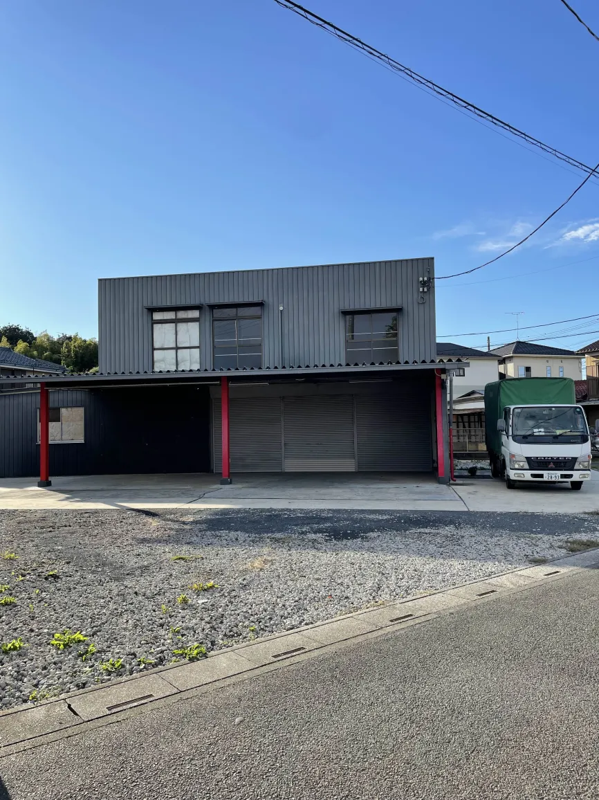 春日部市内牧の新事業所の正面写真